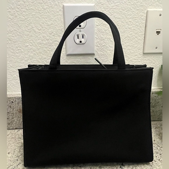 Kate Spade Watson Lane Sam Black Nylon Top Handle Crossbody Bag Purse - Picture 9 of 9